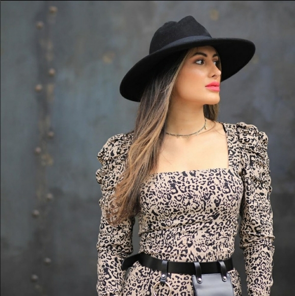 HOST PICK🎉 NWT ZARA Animal Print Maxi Dress 👗 - Picture 4 of 12